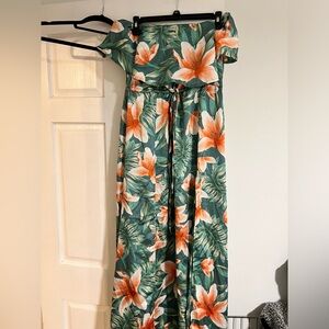 Floral strapless maxi dress